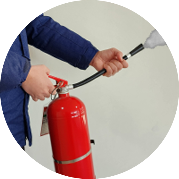 소화기 약제 방사